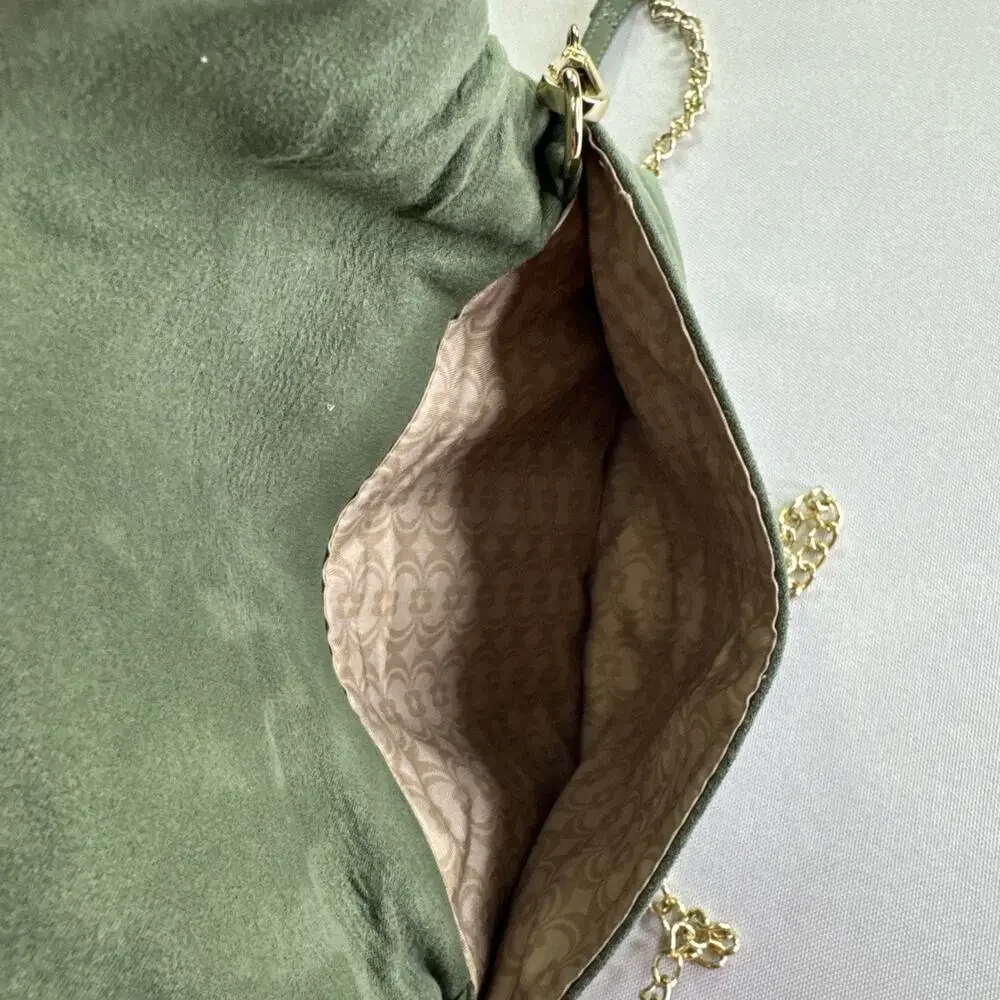 CHARMING CHARLIE Green Suede Crossbody Bag w/ Glass Bead Leaf Detail Gold Chain